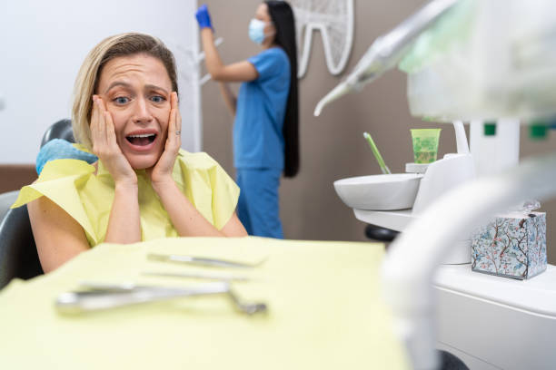 Best Cracked Tooth Emergency Dentist  in Garden City, MI